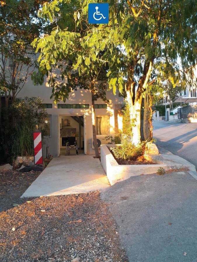 Apartments Mare Pula Exterior photo